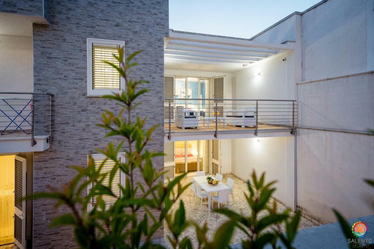 Perle Del Mare - Appartamenti Di Pregio 70M Spiaggia Pescoluse Марина-ди-Песколузе Экстерьер фото