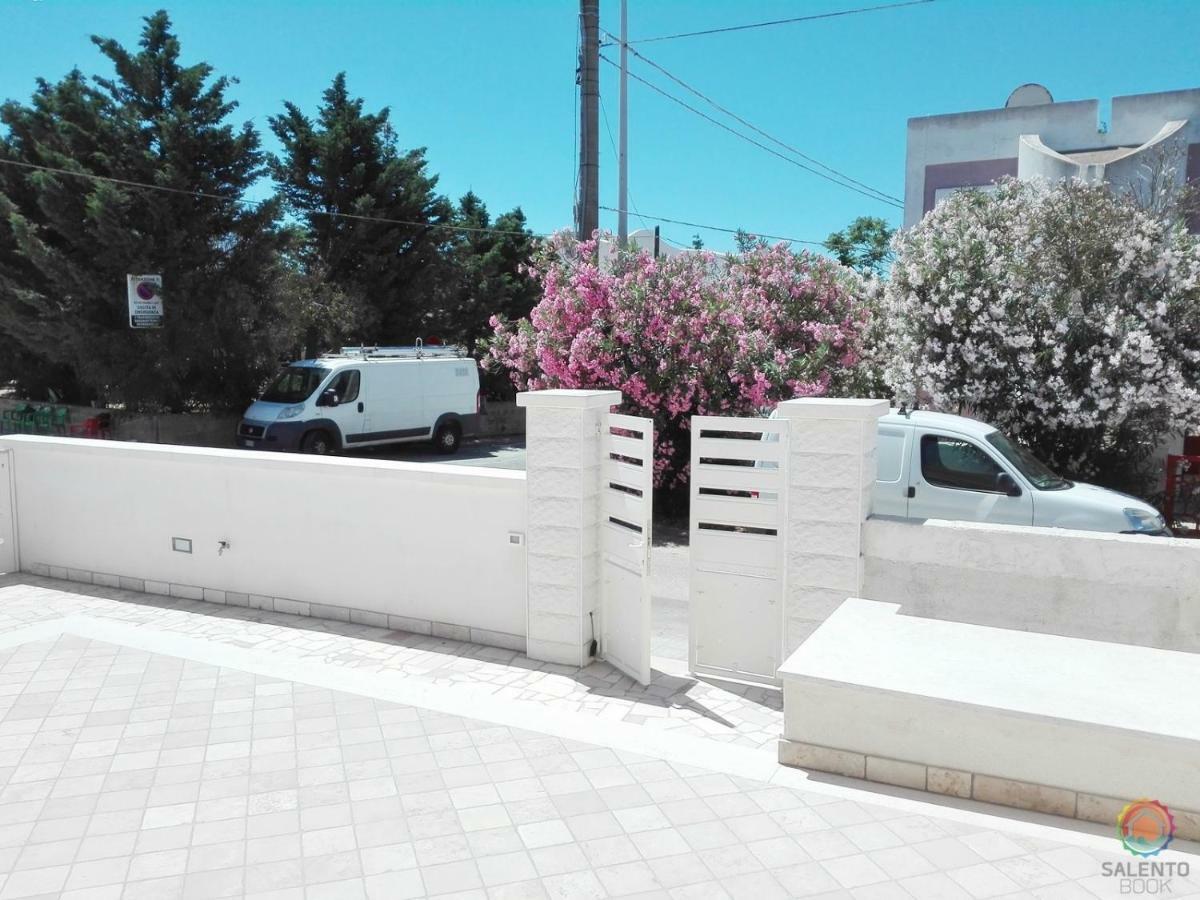 Perle Del Mare - Appartamenti Di Pregio 70M Spiaggia Pescoluse Марина-ди-Песколузе Экстерьер фото